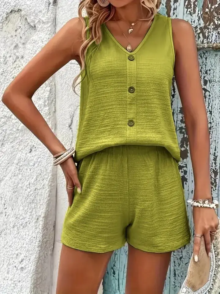 Kadın Askılı Kolsuz V Yakalı önden Düğmeli Bürümcük Bluz Ve Short Ikili Takım