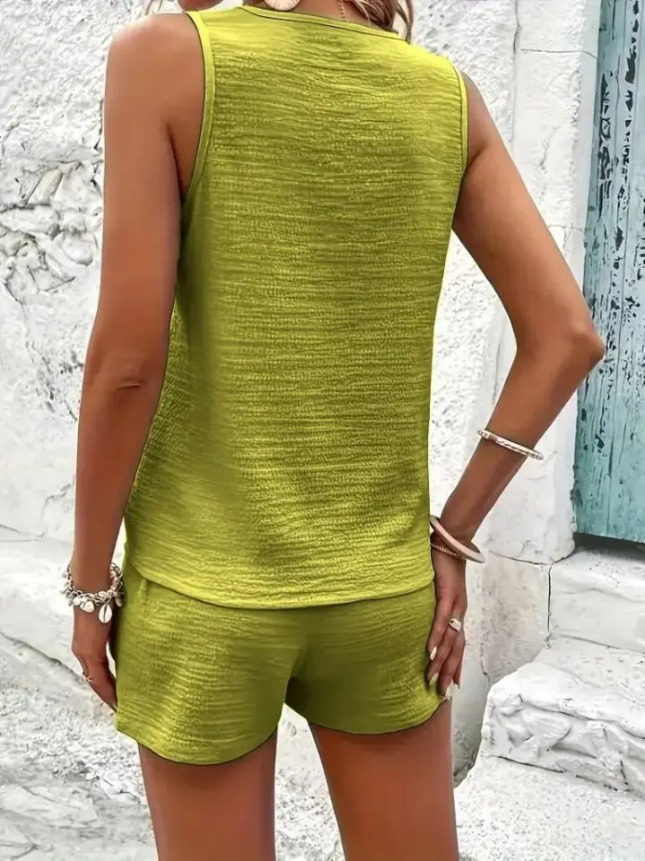 Kadın Askılı Kolsuz V Yakalı önden Düğmeli Bürümcük Bluz Ve Short Ikili Takım